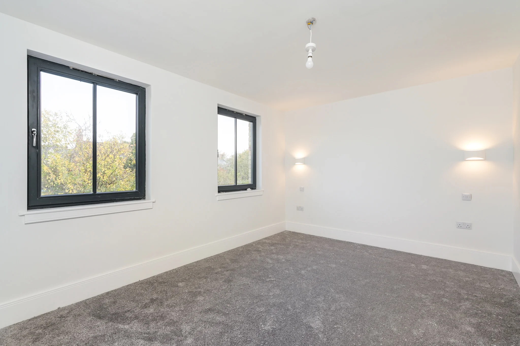 Guest bedroom before staging